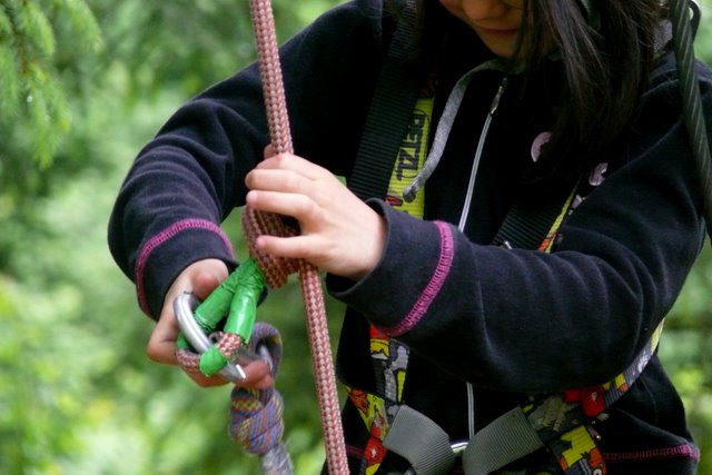 Sortie scolaire géologie sortie-scolaire-geologie-escalade-geopark-bauges